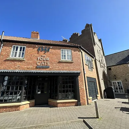 The Wagging Wave - Part Of The The Bay Village With Pool, Gym And Direct Access, Pub, Restaurant, Tennis And Meadows Walks