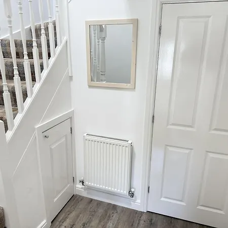 Dom wakacyjny The Wagging Wave - Part Of The The Bay Village With Pool, Gym And Direct Access, Pub, Restaurant, Tennis And Meadows Walks Filey