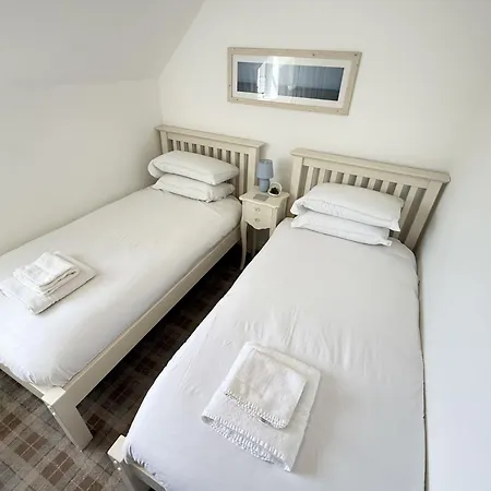 The Wagging Wave - Part Of The The Bay Village With Pool, Gym And Direct Access, Pub, Restaurant, Tennis And Meadows Walks * 法利