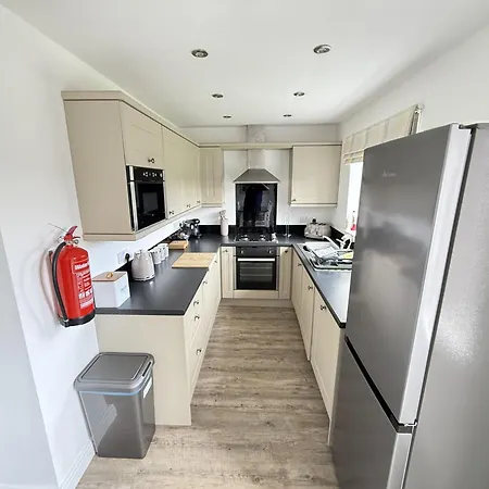 Holiday home The Wagging Wave - Part Of The The Bay Village With Pool, Gym And Direct Access, Pub, Restaurant, Tennis And Meadows Walks *