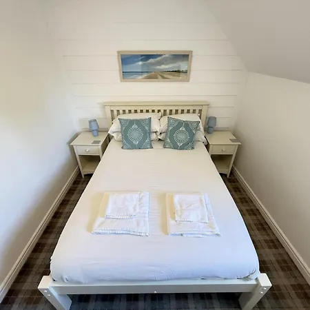 Holiday home The Wagging Wave - Part Of The The Bay Village With Pool, Gym And Direct Access, Pub, Restaurant, Tennis And Meadows Walks