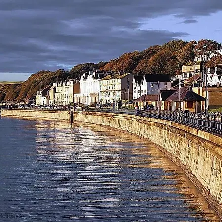 Feriehus The Wagging Wave - Part Of The The Bay Village With Pool, Gym And Direct Access, Pub, Restaurant, Tennis And Meadows Walks